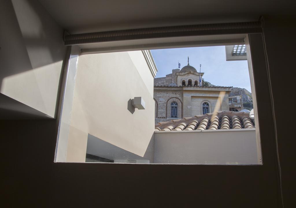 Tripodon Plaka In The Shade Of Acropolis By Ghh Atenas Exterior foto